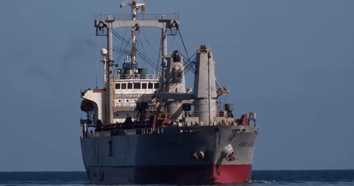Navio transportando ajuda humanitária do México e Uruguai chega a Cuba