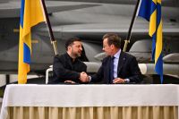 Ucrânia comprará 20 novos jatos Gripen e Suécia doará aviões mais antigos