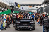 Único da América Latina: Porsche 911 GT3 R Rennsport chega ao Brasil