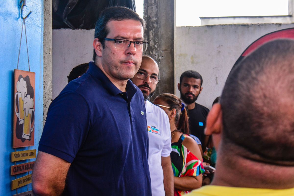 Mendonça pede vista e adia decisão sobre candidatura de Dr. Furlan no Amapá