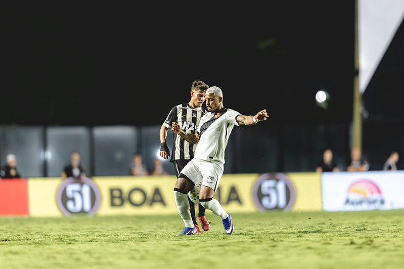 O Clube Atlético Mineiro venceu o Club de Regatas Vasco da Gama por 1 a 0 neste domingo (31), em Estádio São Januário, pela 18ª rodada do Campeonato Brasileiro Série A • Pedro Souza