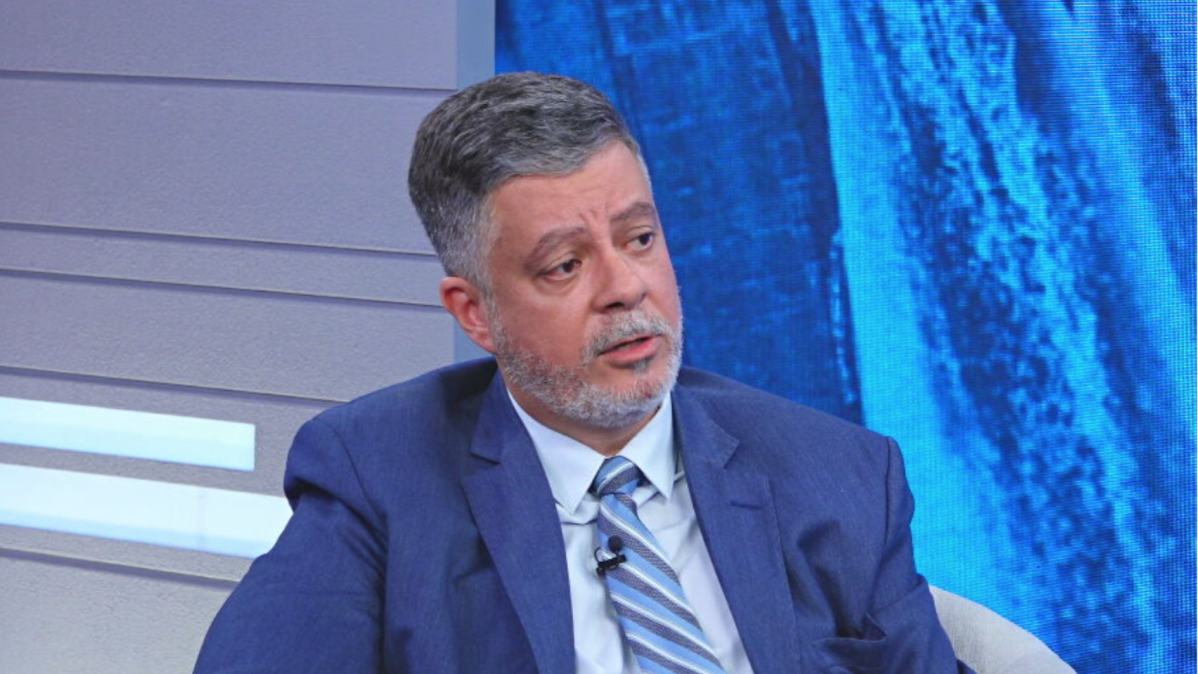 Fator nuclear é “grande impedimento” para nova guerra global, diz professor