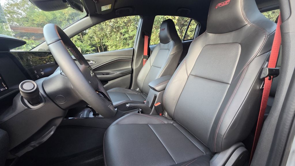 Chevrolet Sonic RS 2027 no Inhotim (MG): B-SUV tem bom acerto de direção