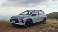 Teste Drive: Chevrolet Sonic surpreende quem acha que é Onix