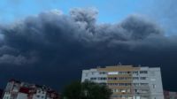 Ataque da Ucrânia deixa quatro mortos na Rússia e encobre céu com fumaça