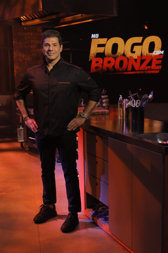 Felipe Bronze enfrenta churrasqueiros em novo reality show