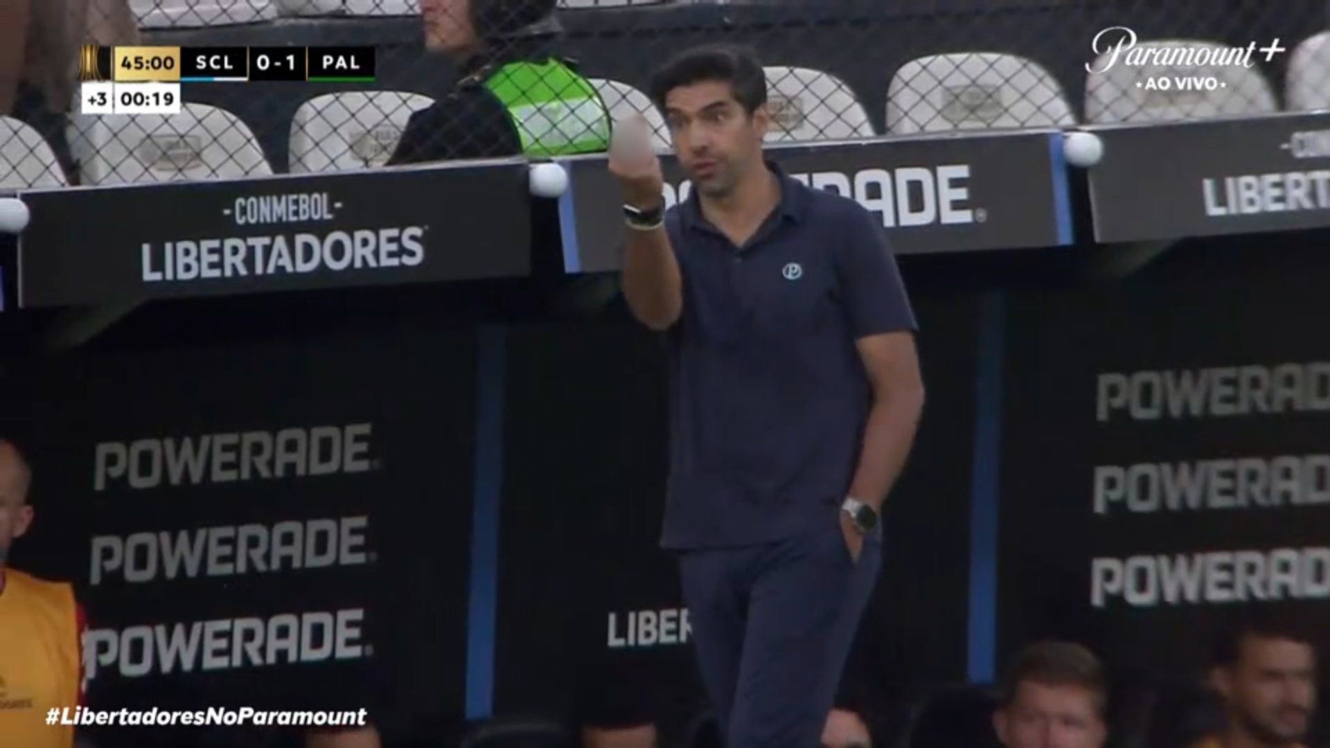 Abel Ferreira fez gesto obsceno em Sporting Cristal x Palmeiras