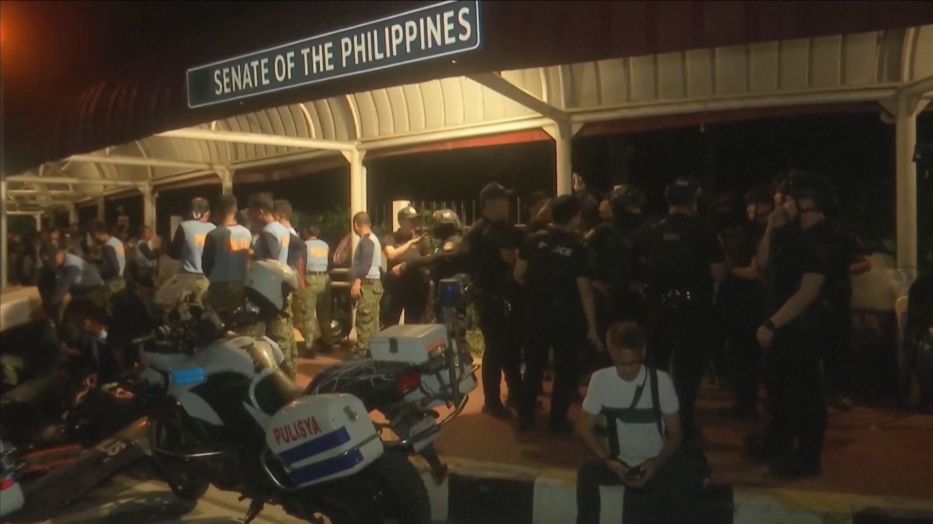 Disparos no Senado das Filipinas causam tumulto