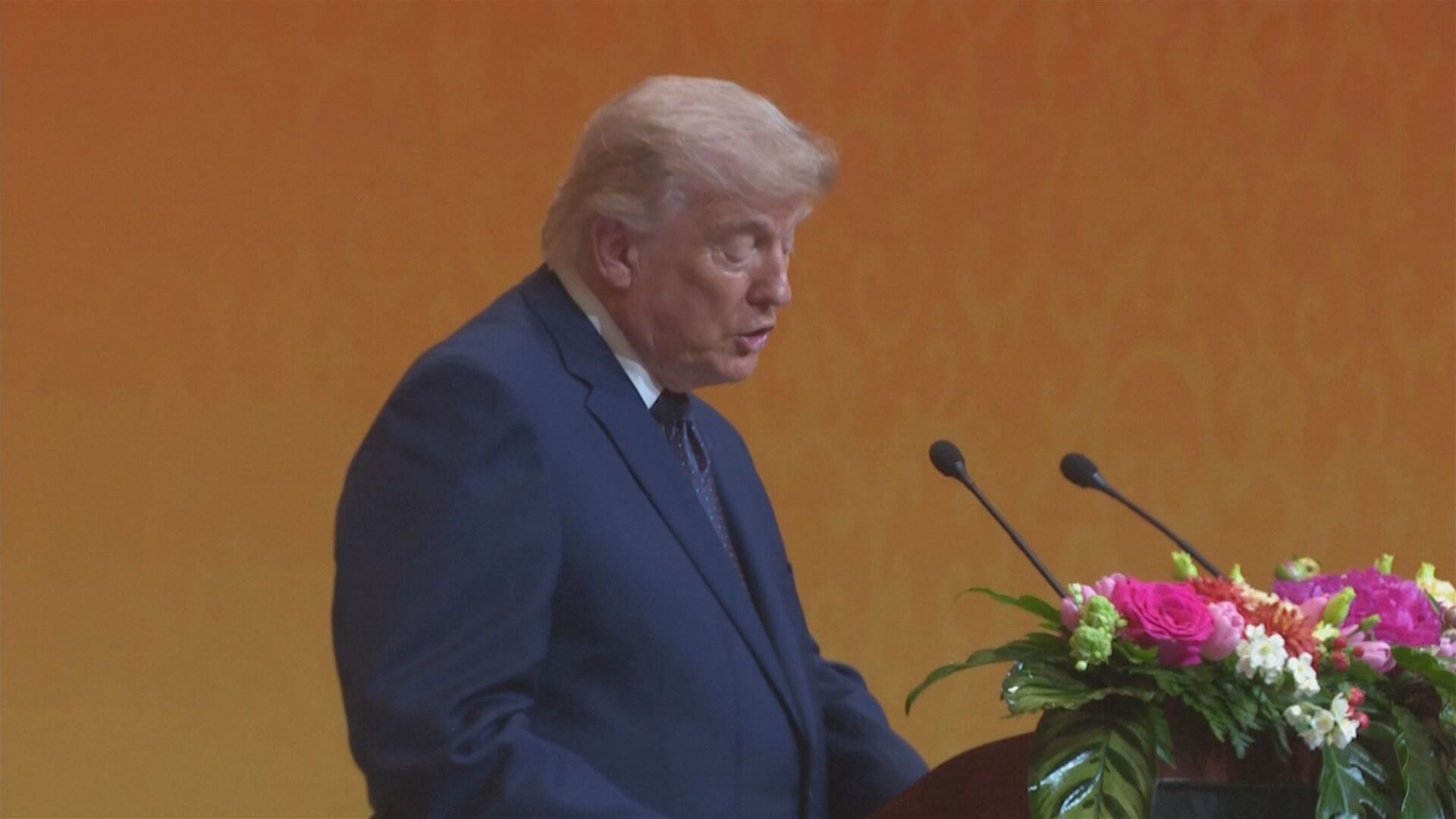 Donald Trump participa de banquete de Estado em Pequim, na China