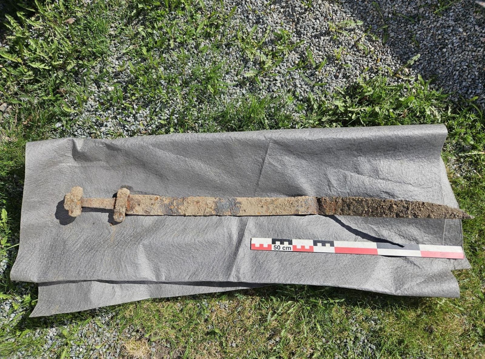 Espada encontrada na Noruega