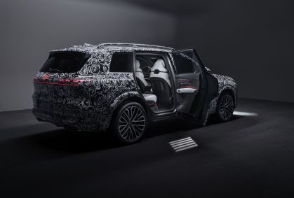 Audi Q9 tem novas imagens reveladas; confira imagens