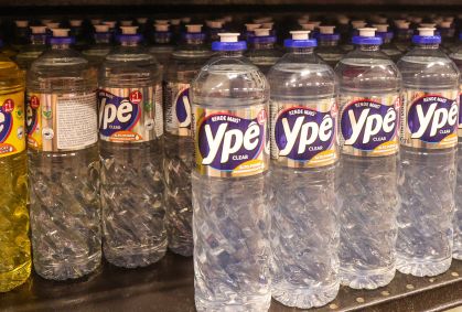 Anvisa revoga parte da suspensão de produtos da Ypê; veja quais