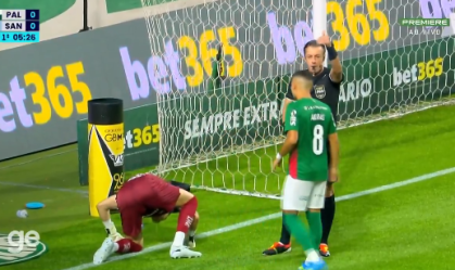 Gabriel Brazão passa mal durante partida entre Santos e Palmeiras