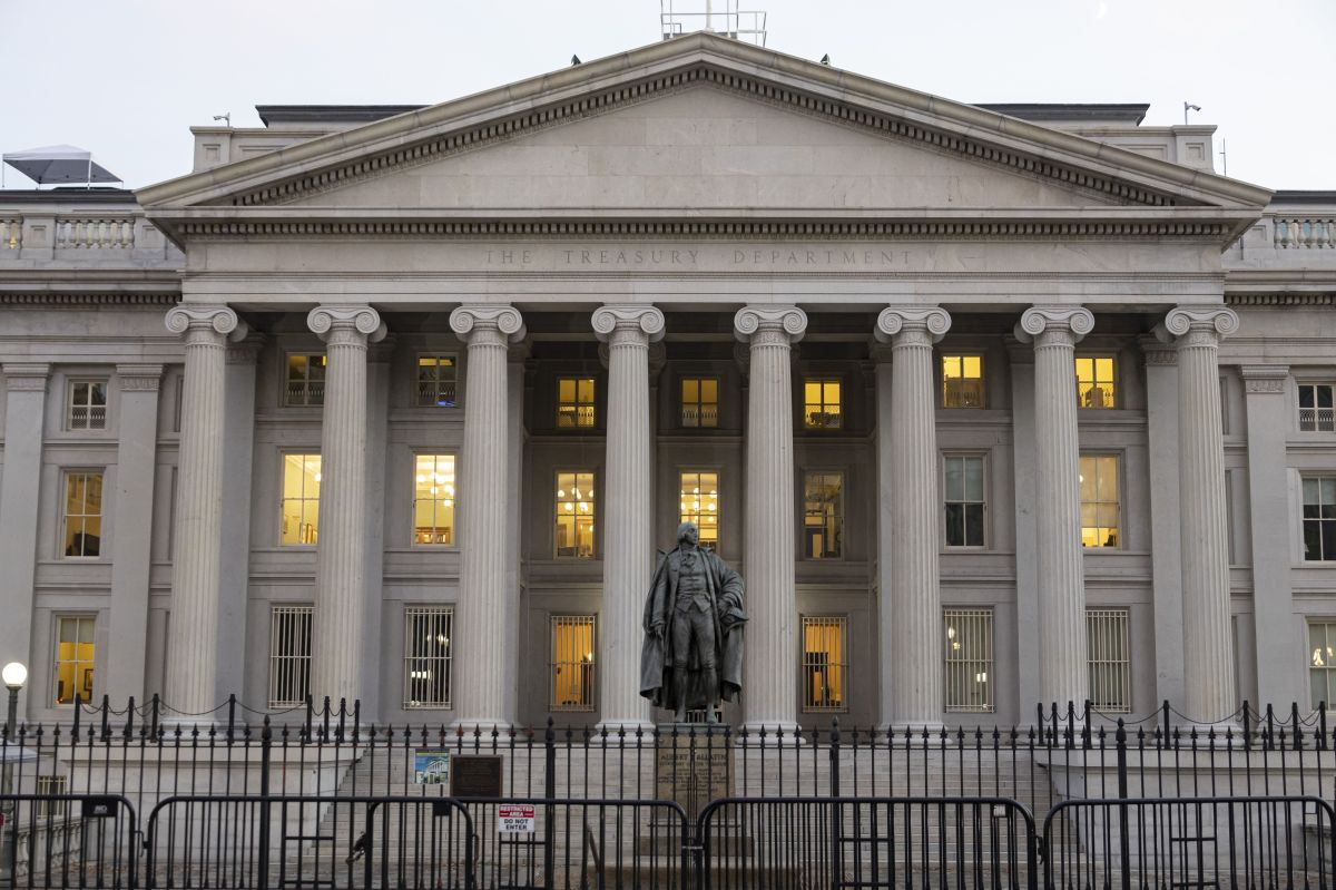 Wall Street fecha em alta com dados da Amazon; Nasdaq e S&P 500 caem no mês
