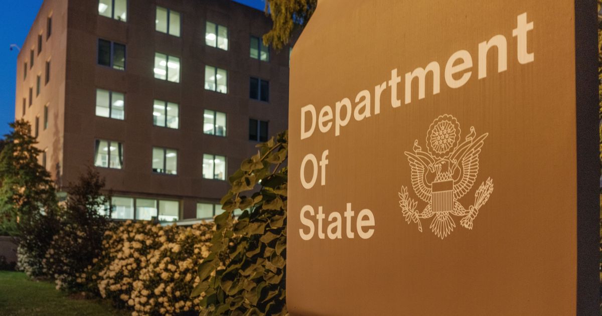 EUA emitem alerta a americanos do mundo todo em meio à guerra