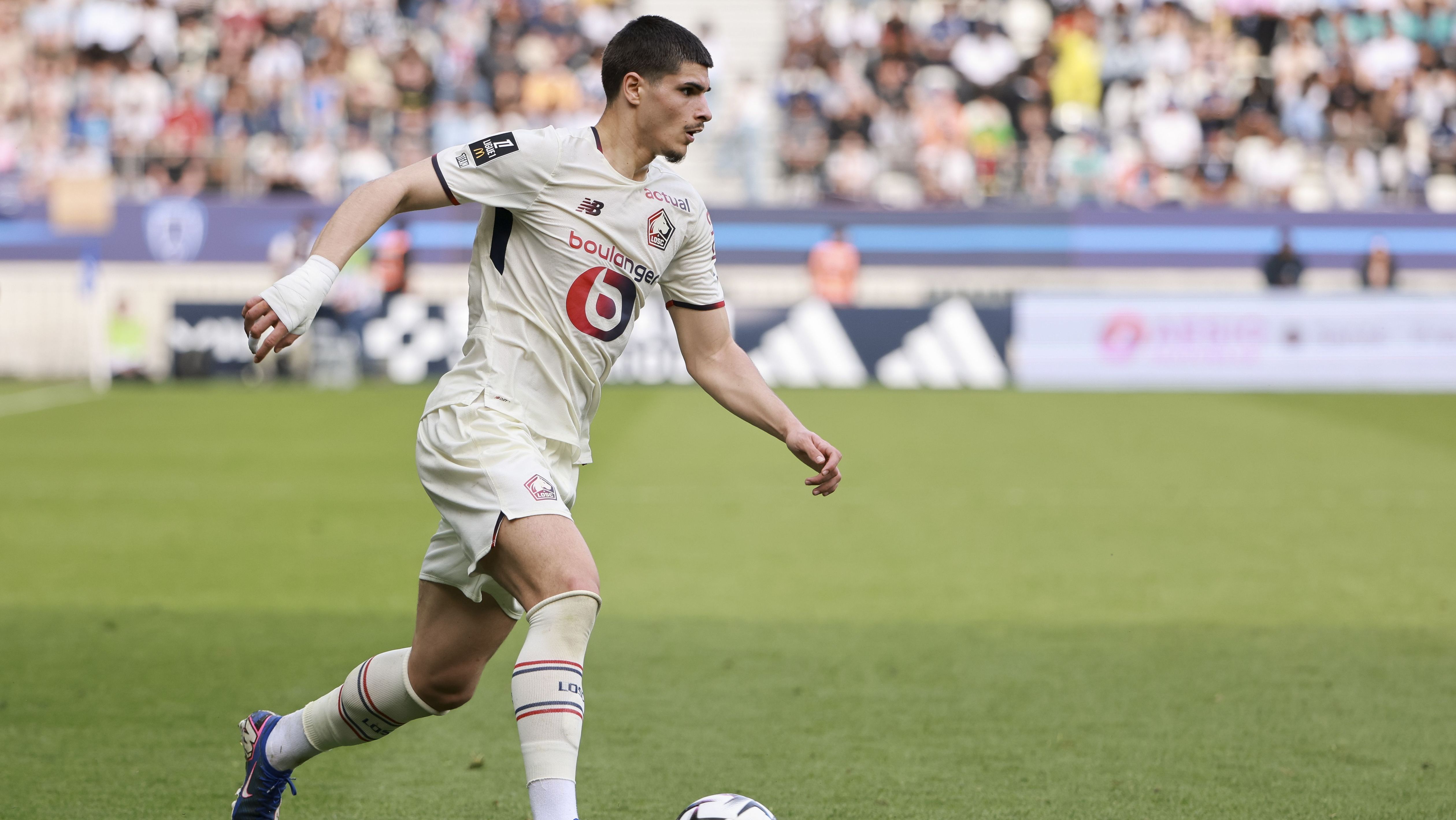 Paris FC v Lille OSC - Ligue 1 McDonald's
