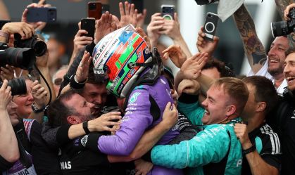 Imagem de destaque do post: Antonelli se iguala a campeões da Fórmula 1 após triunfo em Miami