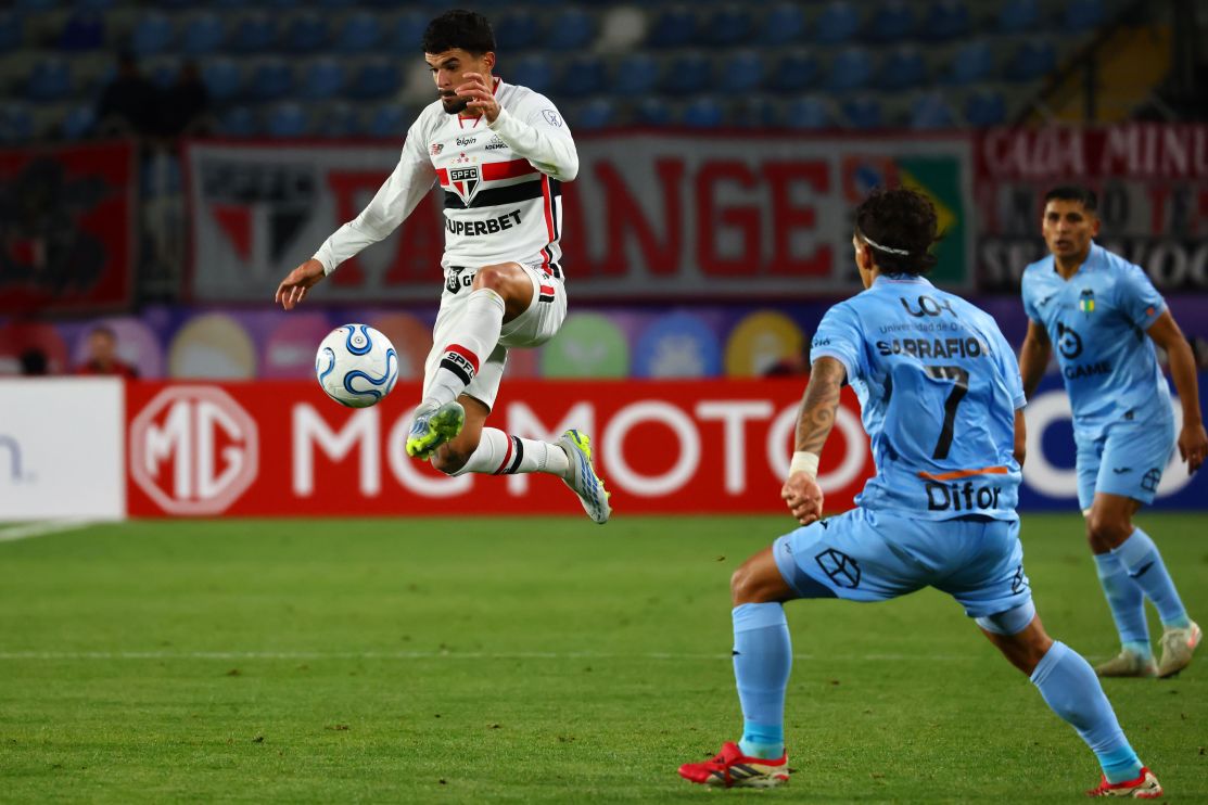 PERDEU QUANTO?! São Paulo deixa fortuna escapar após empate na Sul-Americana
