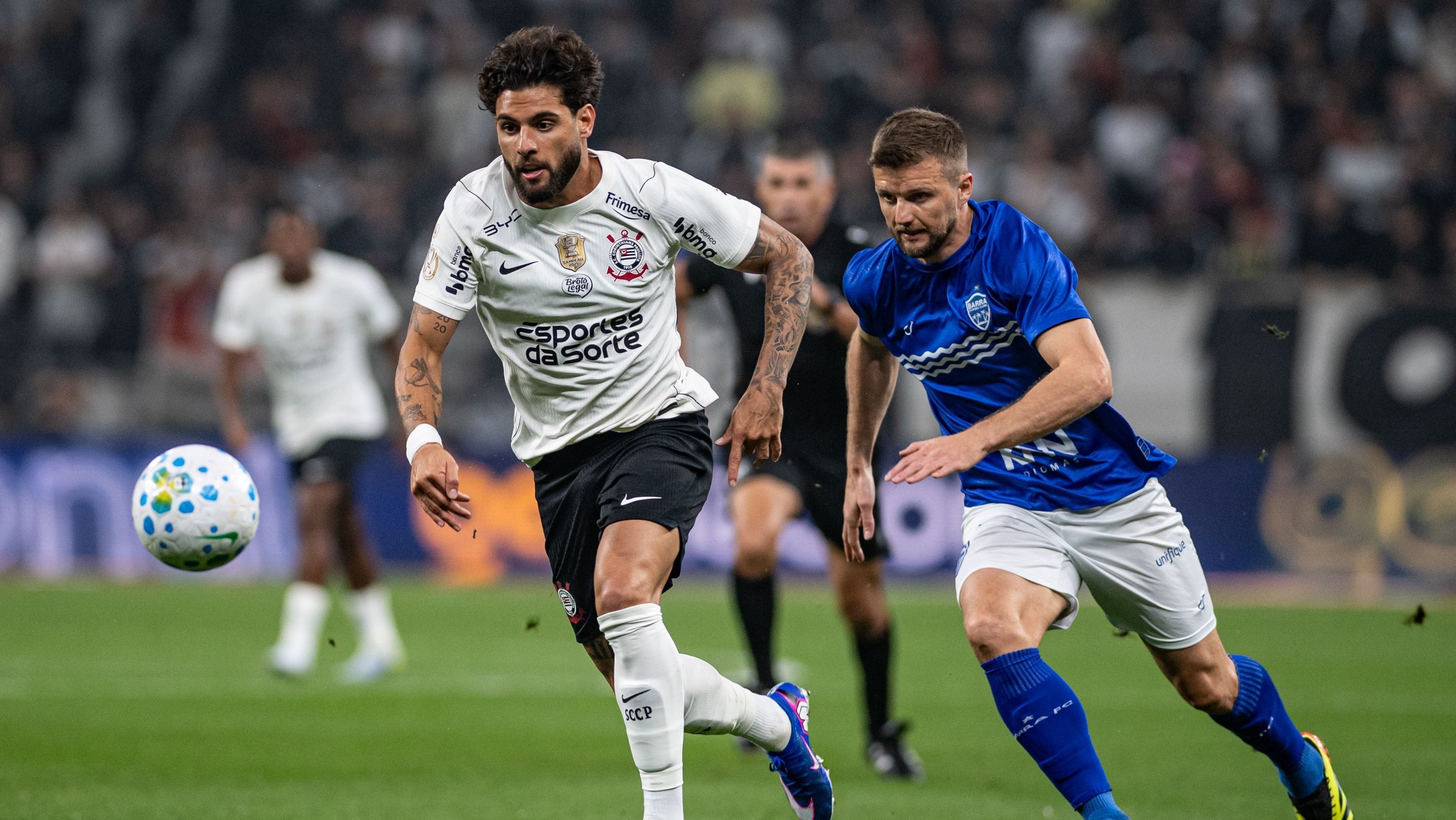 Yuri Alberto marcou o gol da vitória do Corinthians sobre o Barra-SC