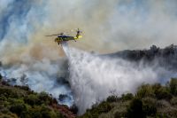Mais de 33 mil receberam ordens de retirada devido a incêndio na Califórnia