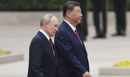 Presidente Vladimir Putin visita Beijing