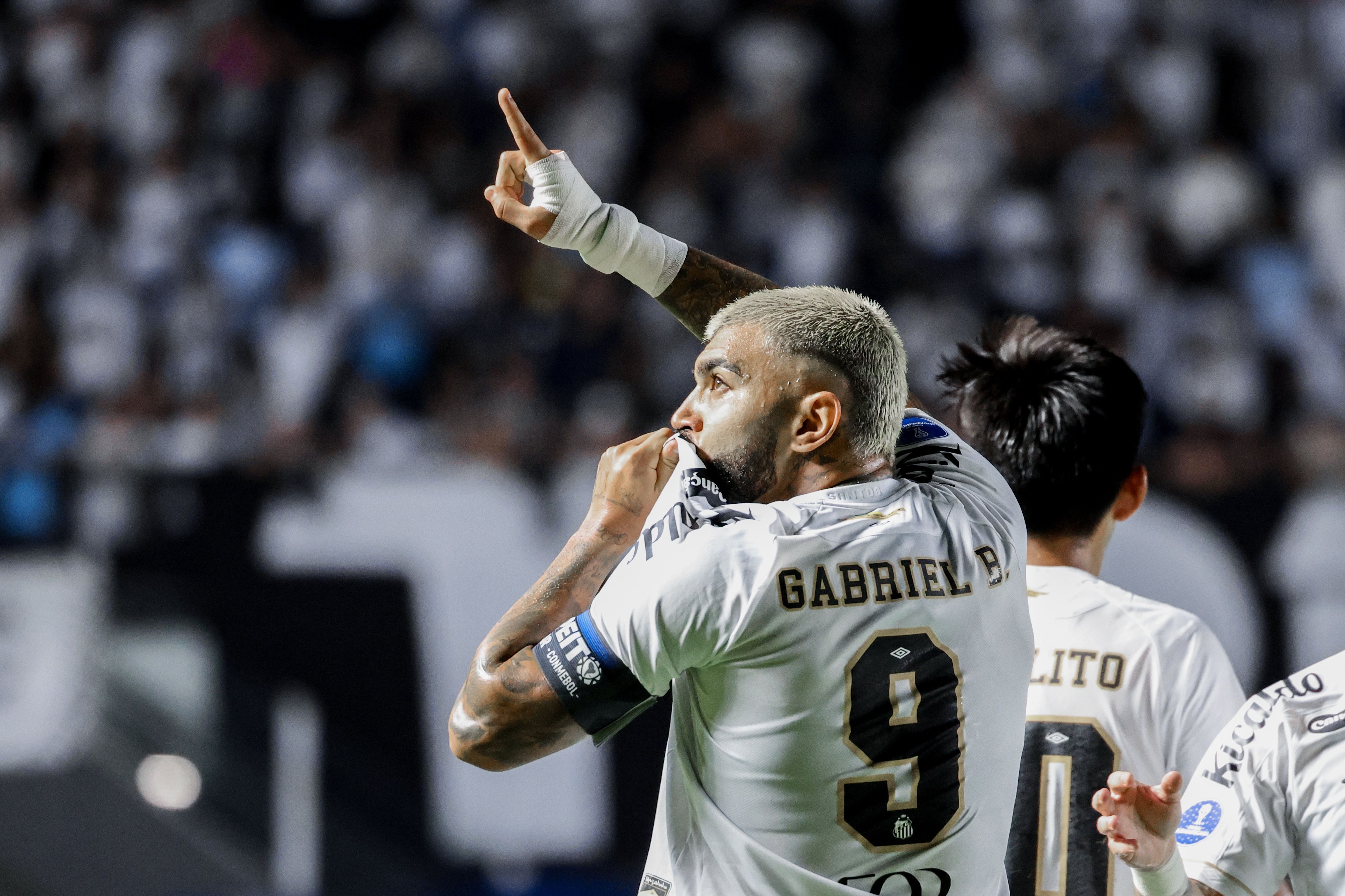Gabigol marcou o gol do Santos contra o Deportivo Cuenca