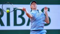 Sinner estreia com autoridade, vence e avança em Roland Garros