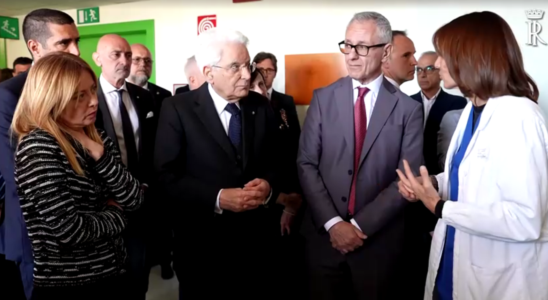 Giorgia Meloni visita vítimas de atropelamento em cidade no norte da Itália