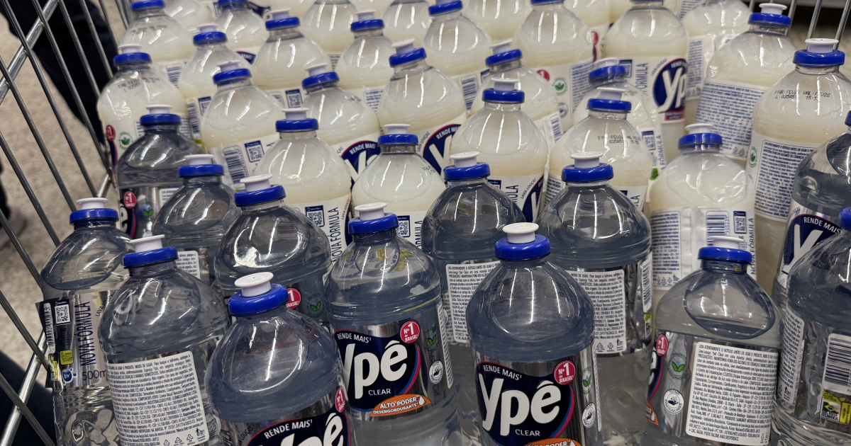 Justiça libera produção da Ypê, mas Anvisa mantém alerta sobre produtos
