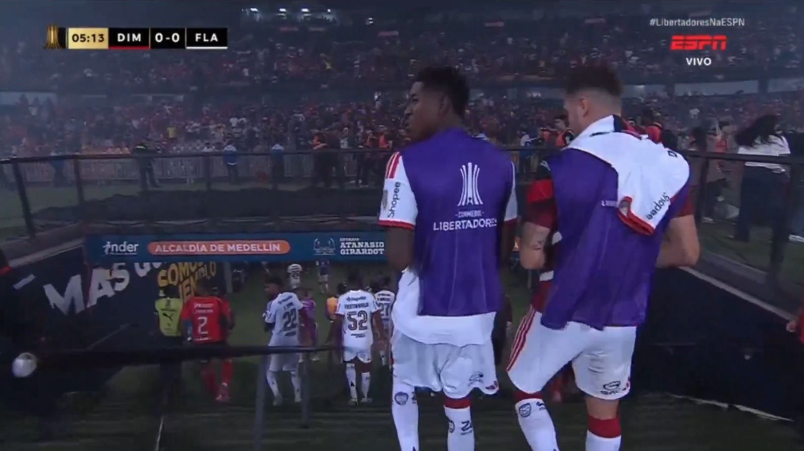 Imagens da confusão entre Independiente Medellín e Flamengo pela Copa Libertadores