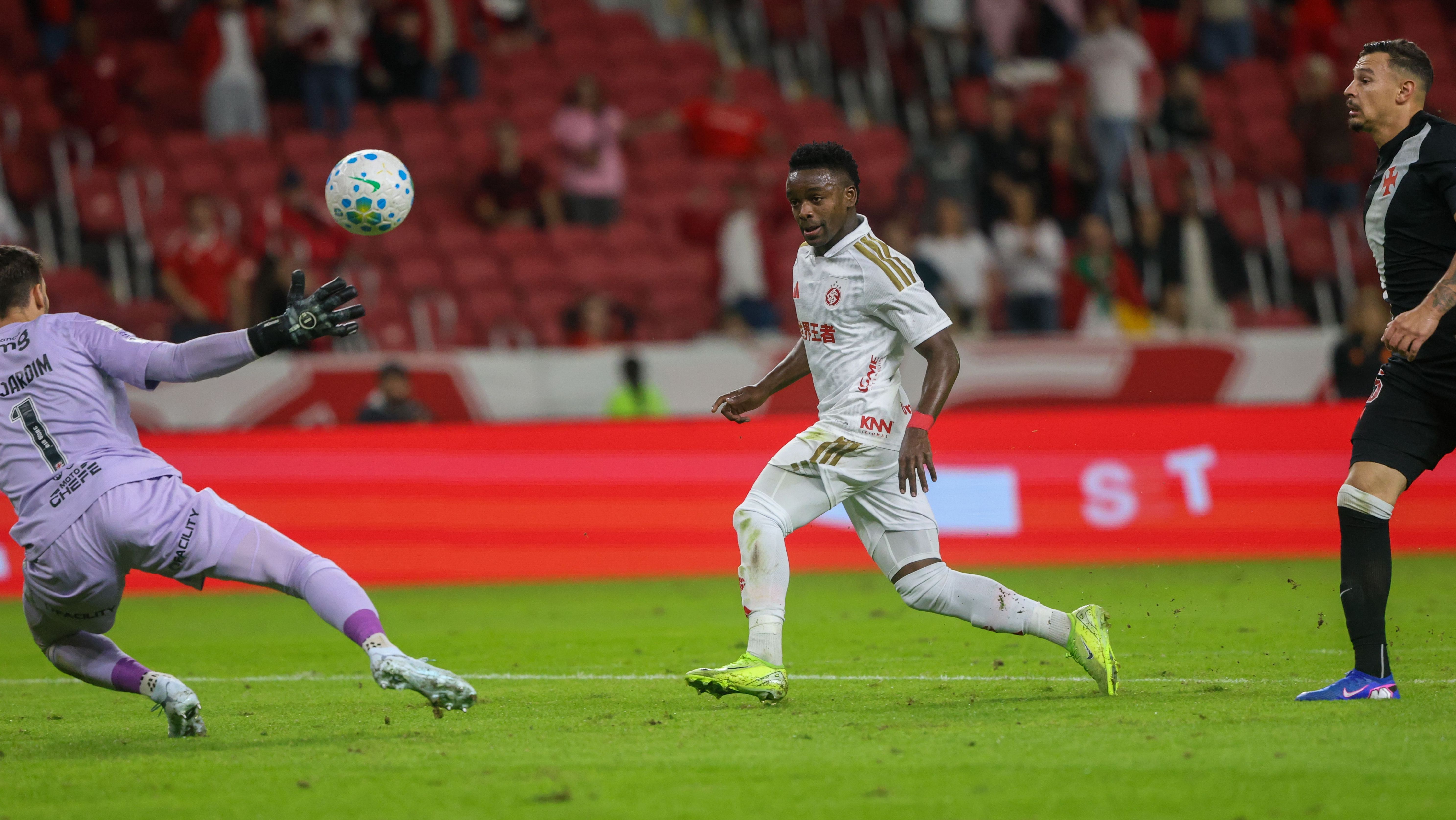 Inter passeia sobre o Vasco pelo Brasileirão 2026