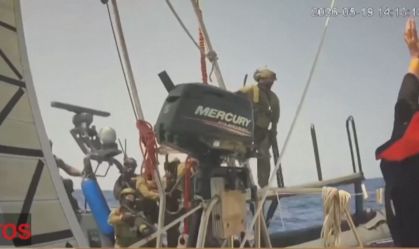 Israel intercepta flotilha de ajuda humanitária a caminho de Gaza