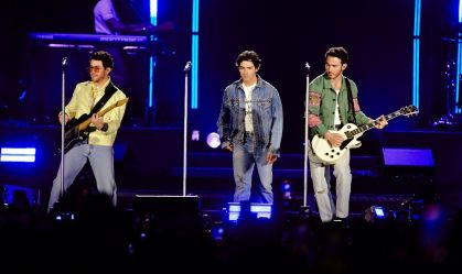 Jonas Brothers (19)