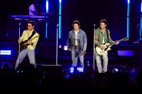 Jonas Brothers: após show em SP, streams em músicas da banda aumentam 83%