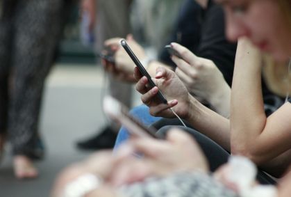 Veja dicas de como saber se um conteúdo foi produzido por IA