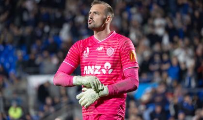 Imagem de destaque do post: Goleiro adia casamento após ser convocado para disputar a Copa do Mundo