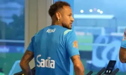 Neymar fazendo atividade na Granja Comary