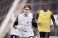 Por vaga e liderança, Vasco visita o Olimpia na Copa Sul-Americana