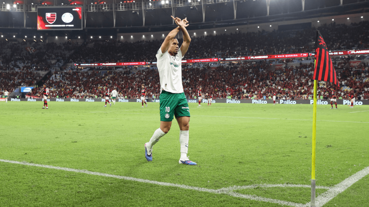 São Paulo FC deve indenizar torcedor atingido por placa