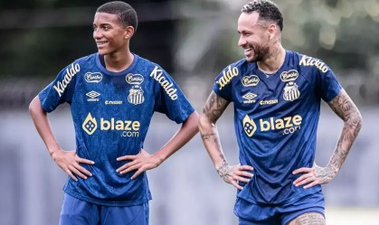 Robinho Jr. e Neymar, atletas do Santos