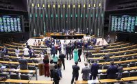 Congresso derruba veto que proibia repasses a municípios inadimplentes