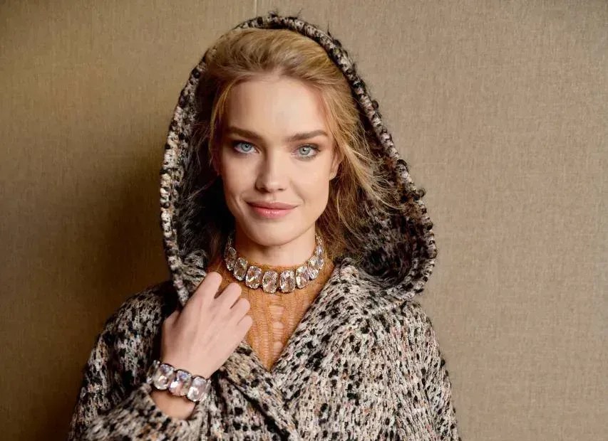 Natalia Vodianova anuncia gravidez após se casar com integrante de uma das famílias mais ricas do mundo