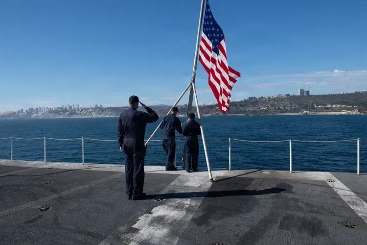 USS NIMITZ