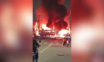 Um protesto terminou com ônibus incendiados na noite desta terça-feira (5), em Guarulhos