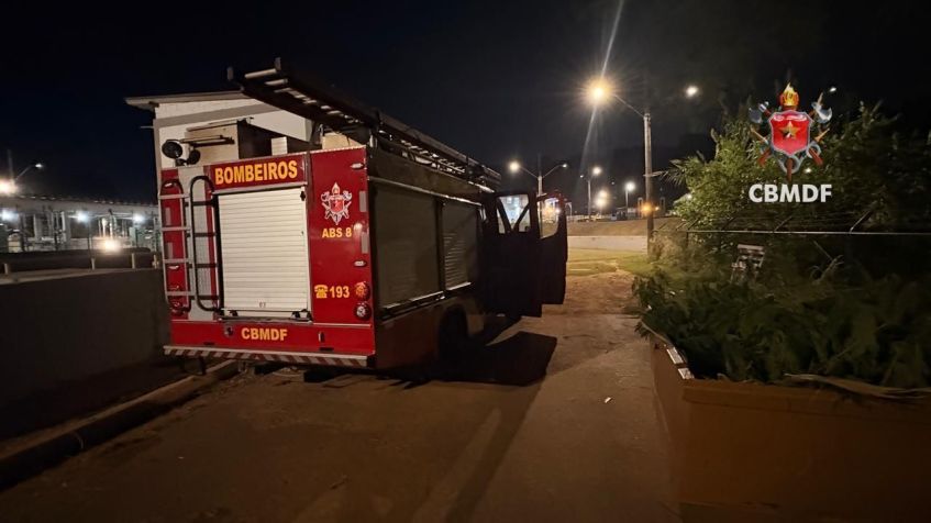 Corpo foi encontrado boiando no Lago Paranoá, nas proximidades da Estação de Tratamento de Esgoto da L4 Norte, em Brasília-DF • Divulgação/CBMDF