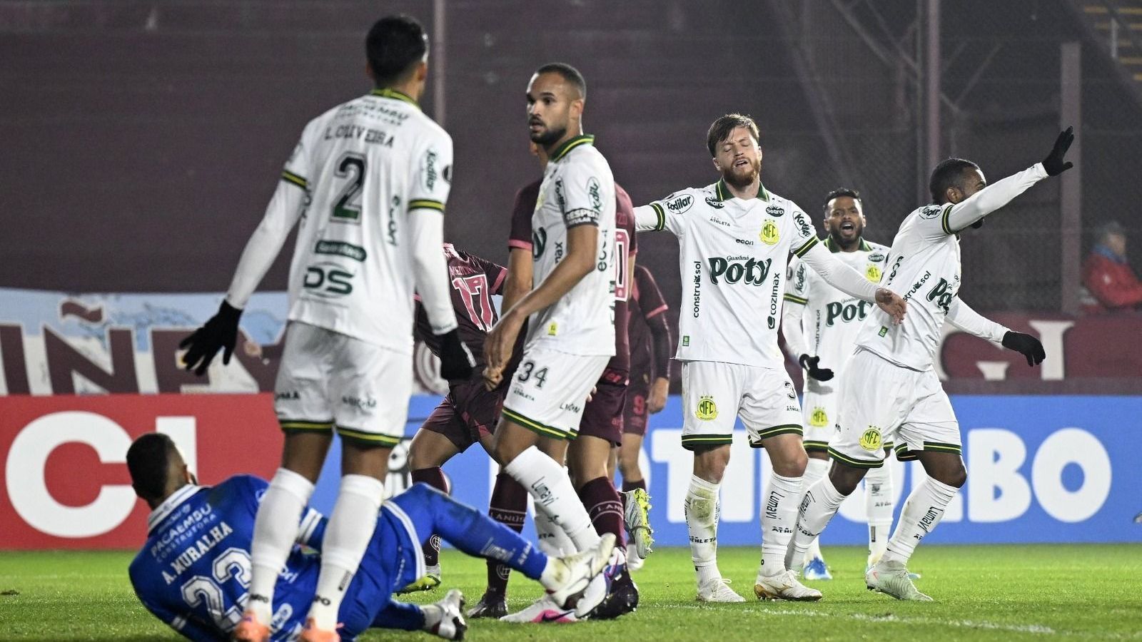 Lanús e Mirassol se enfrentaram pela última rodada da fase de grupos da Libertadores