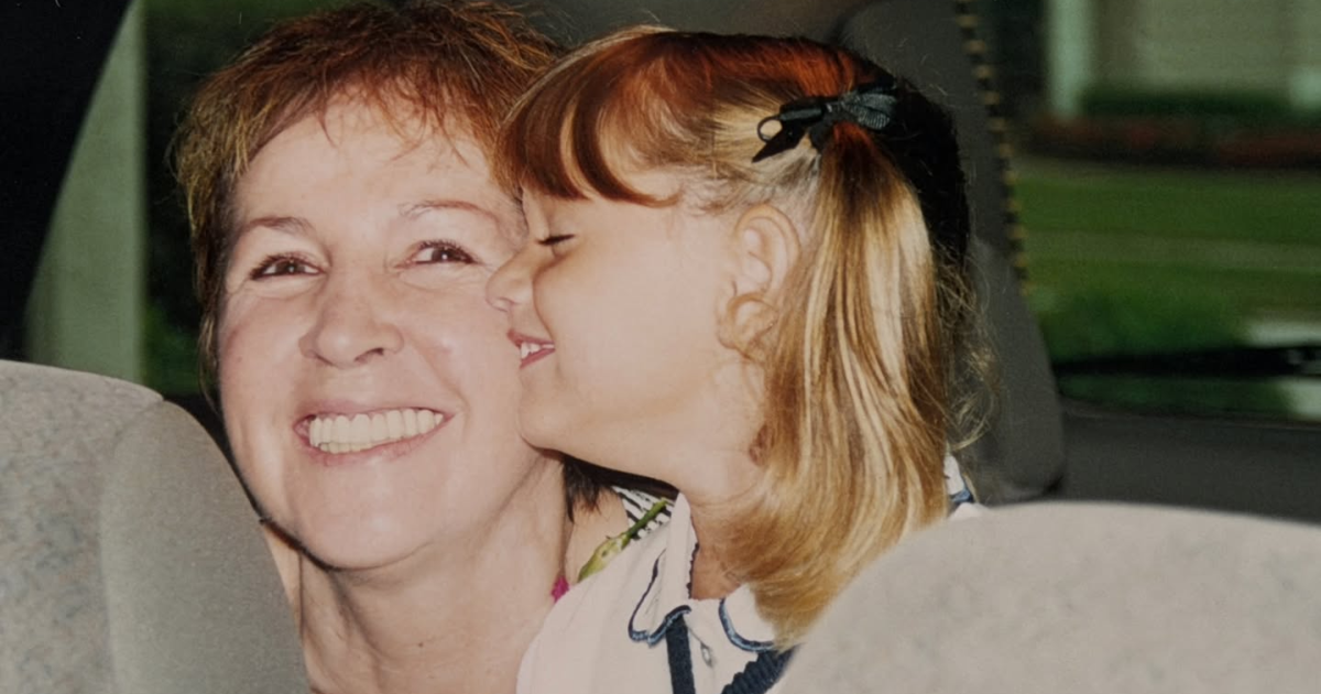 Após homenagem em desfile, Sasha Meneghel lembra da avó, mãe de Xuxa