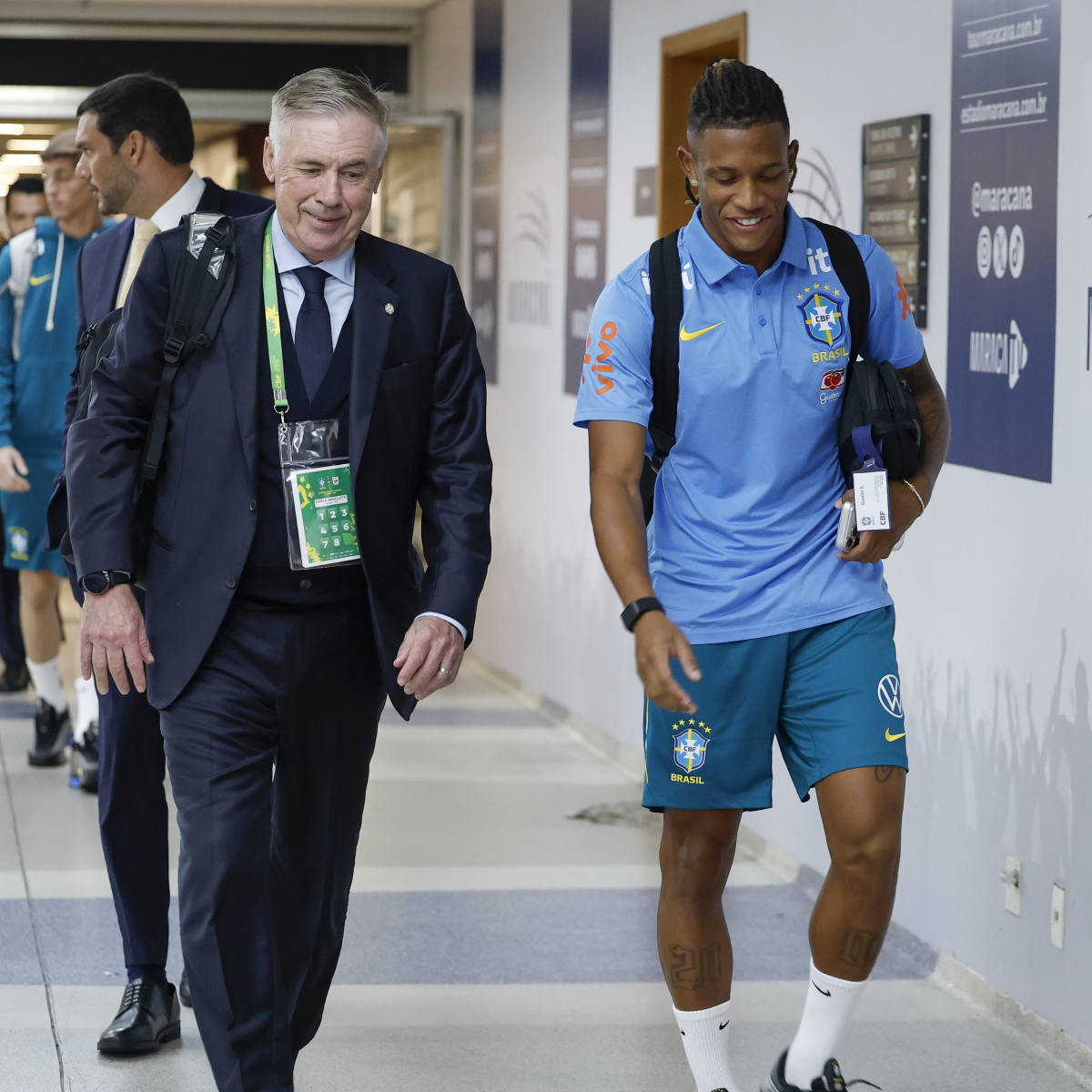 À CNN, Ancelotti aponta “carência de meio-campistas” na Seleção Brasileira
