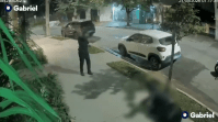 Assalto termina com homem baleado em Pinheiros, na zona Oeste de SP; vídeo