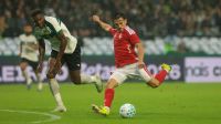 Internacional marca no fim do jogo e busca empate contra o Coritiba